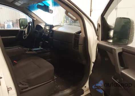 2014 Nissan Titan Pro-4X/S/Sv from USA, damaged, VIN 1N6AA0CC5EN501335